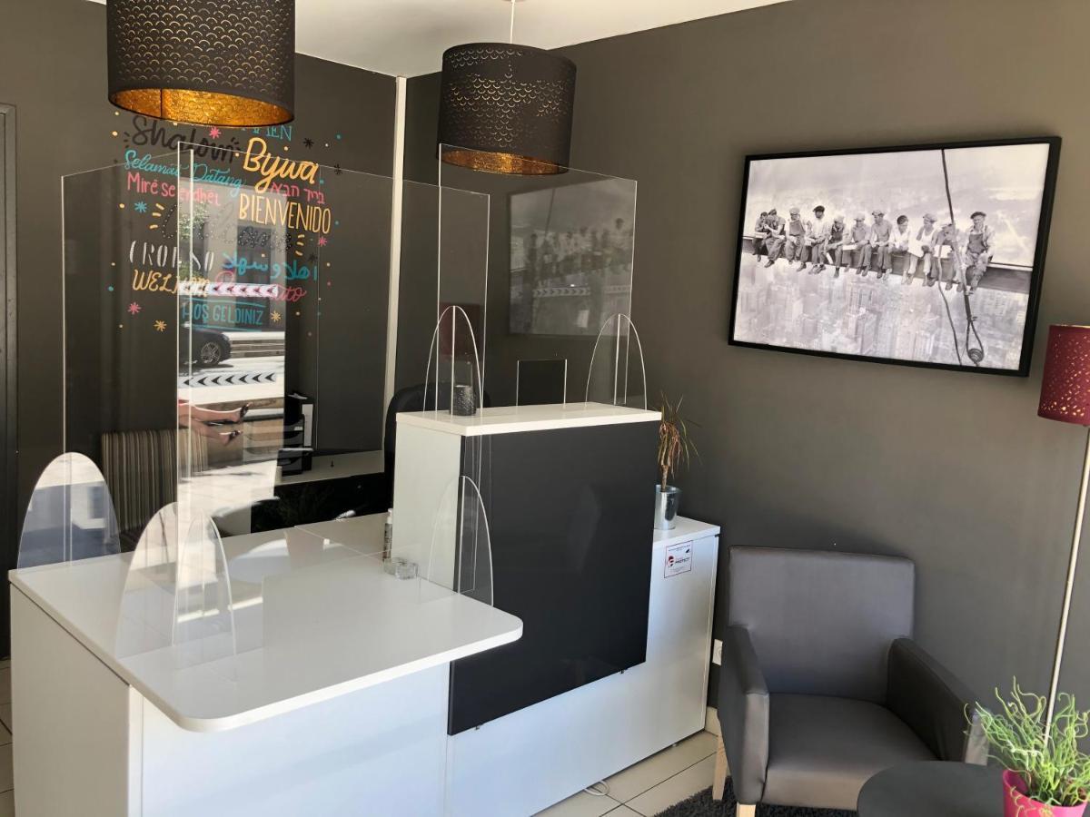 Hotel Saint Roch Montpellier Centre Екстериор снимка